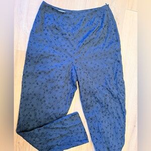 Beautiful Cutter & Buck Navy Floral Pants